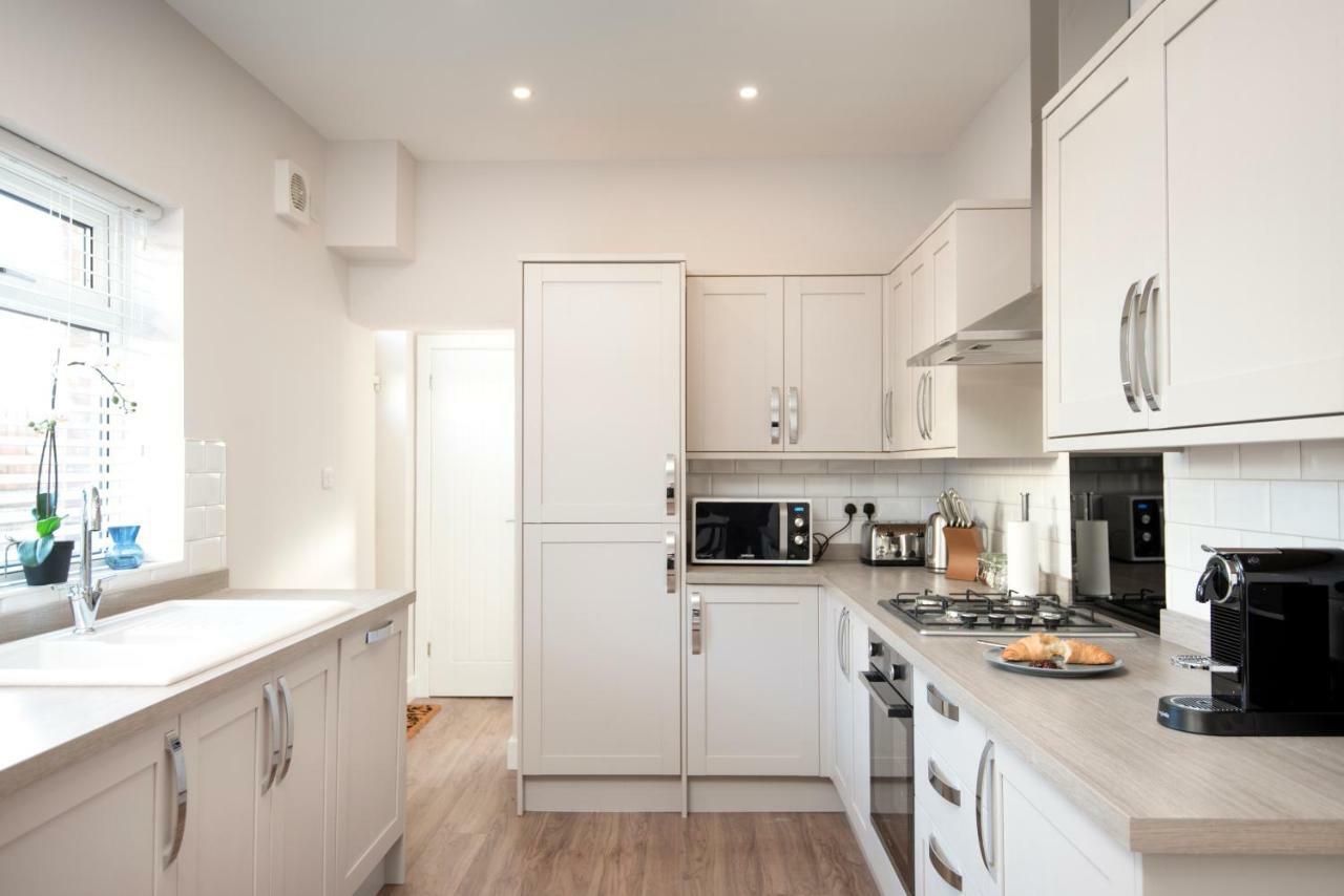 Morley Cottage - Modern 3 Bedroom, 2 Bathroom House With Garden In Southsea, Portsmouth Eksteriør bilde
