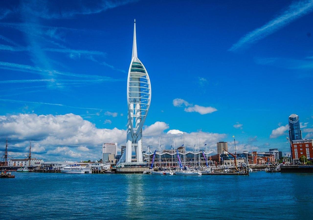 Morley Cottage - Modern 3 Bedroom, 2 Bathroom House With Garden In Southsea, Portsmouth Eksteriør bilde